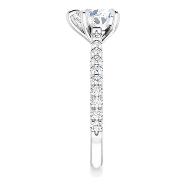 Heart Claw Set Style Engagement Ring