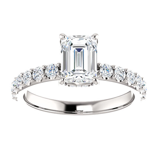 What's all the fuss about? Moissanites vs Diamonds - you decide!