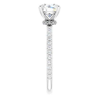 Round Brilliant Claw Set Style Engagement Ring